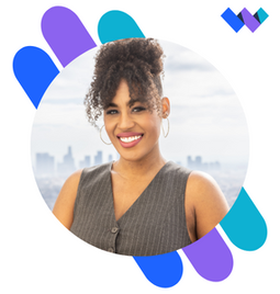 Image of Shontel on the Website Builder Guide logo graphic