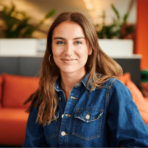 Kate Robarts smiling headshot