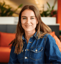 Kate Robarts smiling headshot